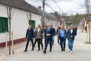 Отворена нова пешачка зона у Бањи Врдник