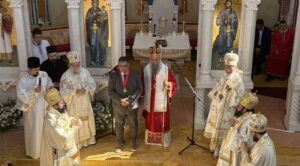Патријарх Порфирије служио чин освећења храма Светог архиђакона Стефана у Новој Пазови